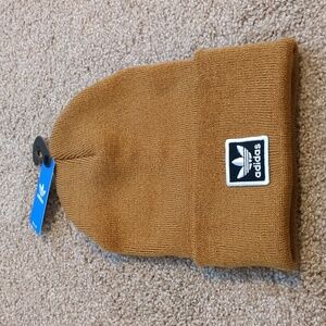 Adidas beanie